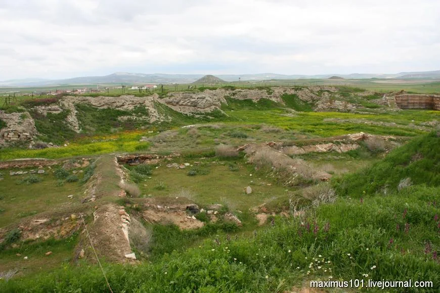 Փռյուգիացիները և նրանց մայրաքաղաք Գորդիոնը · 3
