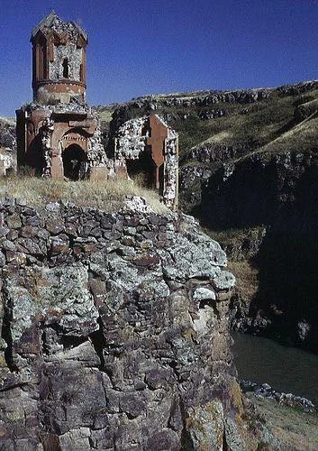 Կուսանաց վանքը Անիում
