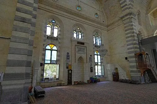 Այնթապի Սուրբ Աստվածածին եկեղեցին · 3