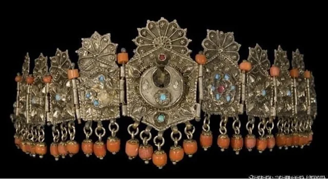 Bijou traditionnel des femmes arméniennes · 2