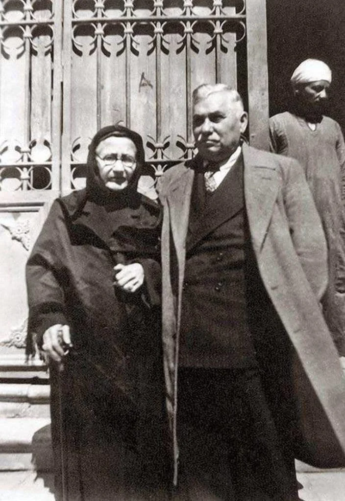 Սոսե Մայրիկը և Դրոն, Կահիրե, 1947 թ.