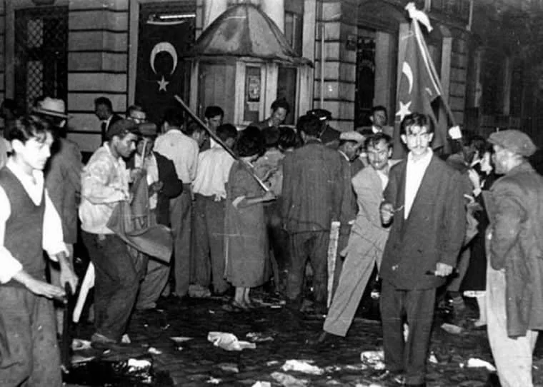 Սեպտեմբերյան ջարդերի հետևանքները, 1955 · 4