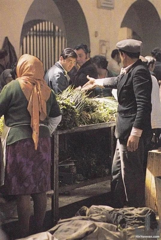 Երևանի շուկան, 1969