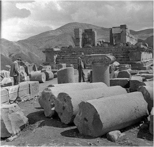 Գառնիի տաճարը վերականգնման ընթացքում · 2