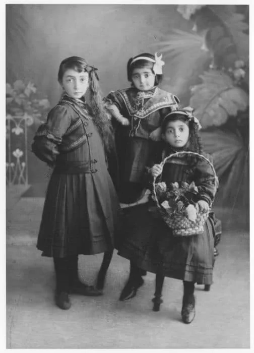 Հայ երեխաներ Կոստանդնուպոլսում, 1912