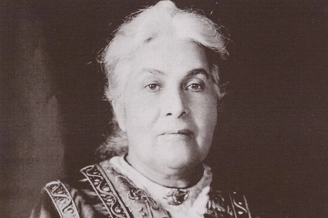 Diana Abgar · 2