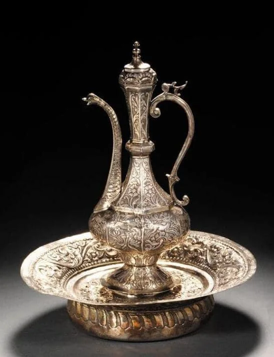 Արծաթե սափոր տակդիրով, Կոստանդնուպոլիս, 1778