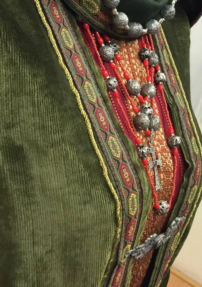 Հայկական ազգային տարազի մանրամասներ