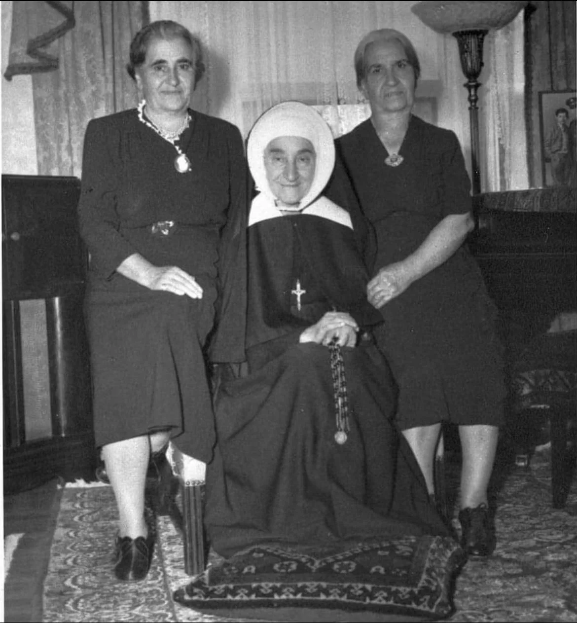 Ղազարոսյան քույրերը, Բելմոնտ, 1949 թ.