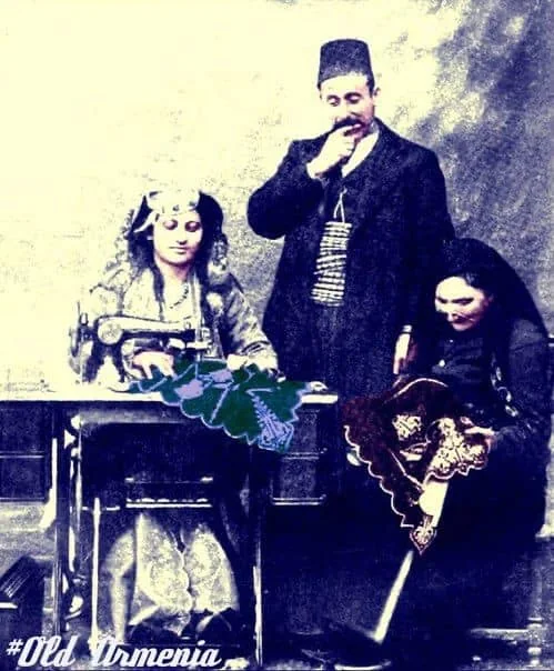 Դերձակներ Ամասիայից, 1913