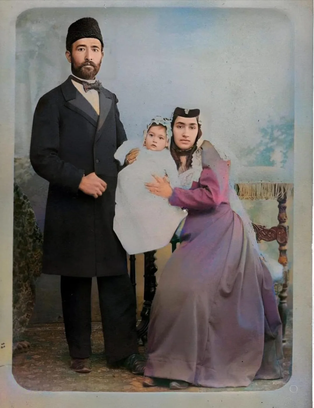 Միրզա Մելքում Խանը ընտանիքի հետ, Թեհրան, 1865