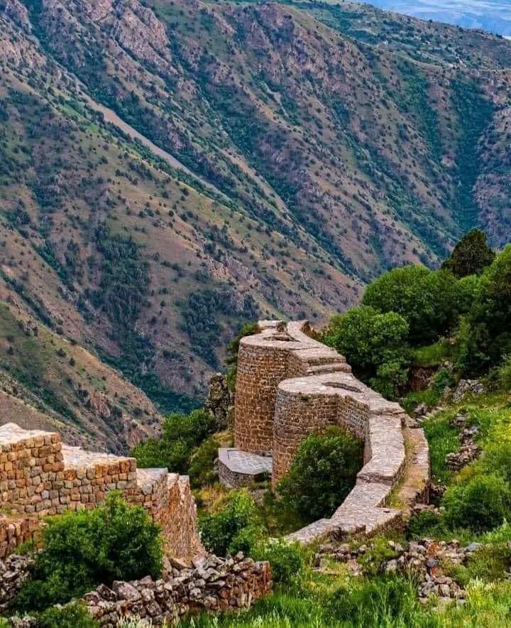 Սմբատաբերդ ամրոցը